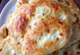 Migliacci, spécialité corse salée, à base de fromage frais cuite au four ©MadoZiruddu 