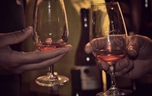 il existe 9 zones AOP en Corse