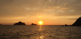 coucher de soleil sur les iles sanguinaires dans le golfe d'Ajaccio en Corse